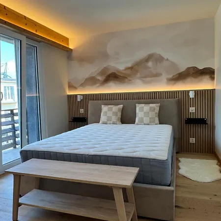 23 Apartment